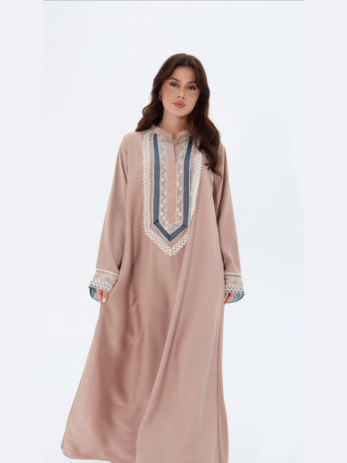 Hind Kaftan in Nude