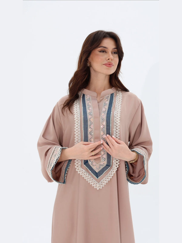 Hind Kaftan in Nude