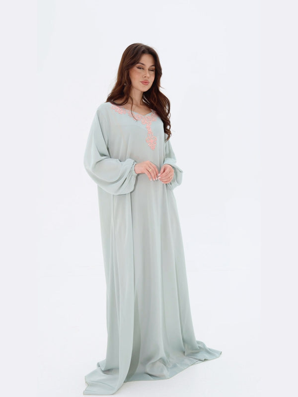 Nada Kaftan in Mint